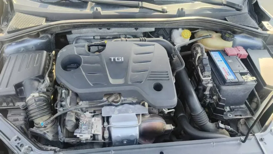 2020 Roewe RX5 1.5T 169HP L4 AMT PHEV 11.1KWH,autocango,china used car exporter,china ev exporter,chinese used car exporter,chinese used ev exporter