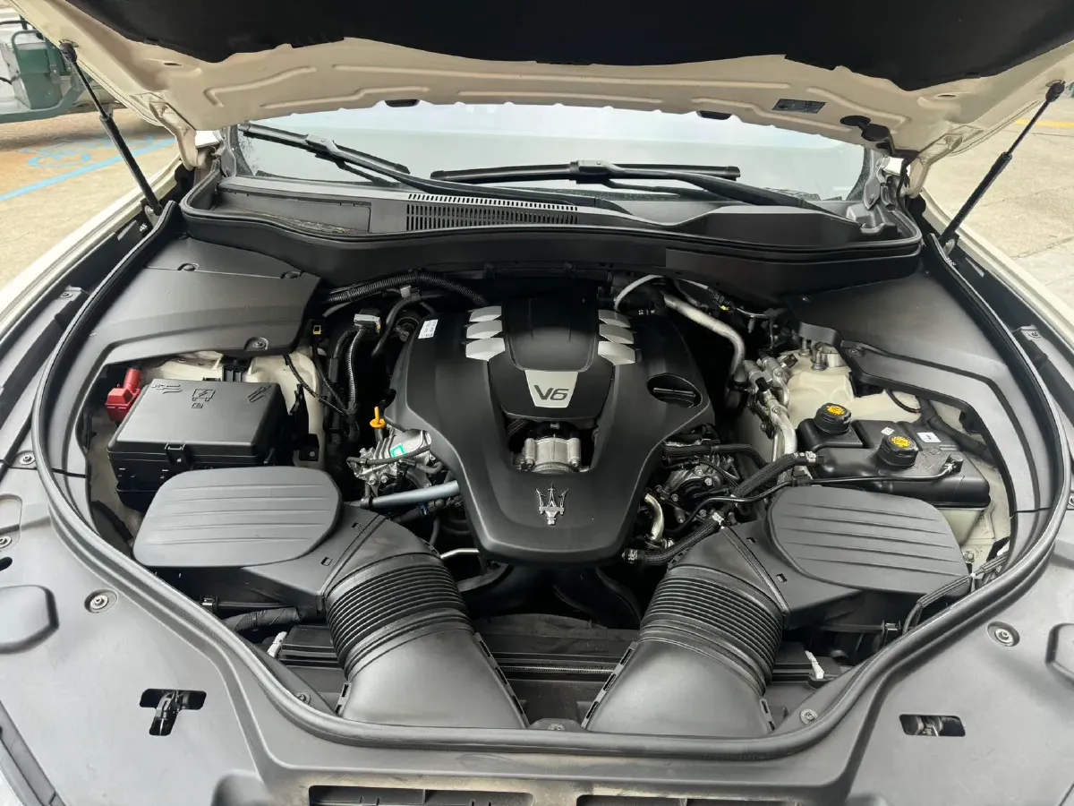 2018 Jaguar XJ 3.0T 340HP V6 8AT,autocango,china used car exporter,china ev exporter,chinese used car exporter,chinese used ev exporter