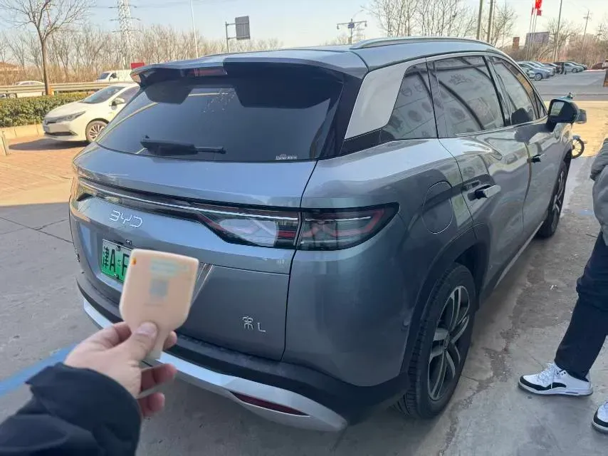 2024 BYD SongL DM-i 1.5L 101HP L4 E-CVT PHEV 18.3KWH,autocango,china used car exporter,china ev exporter,chinese used car exporter,chinese used ev exporter