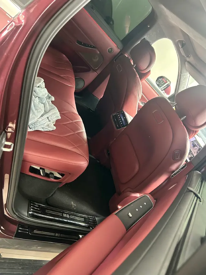 2025 AITO AITO M8 REEV 160HP REEV 53.4KWH,autocango,china used car exporter,china ev exporter,chinese used car exporter,chinese used ev exporter