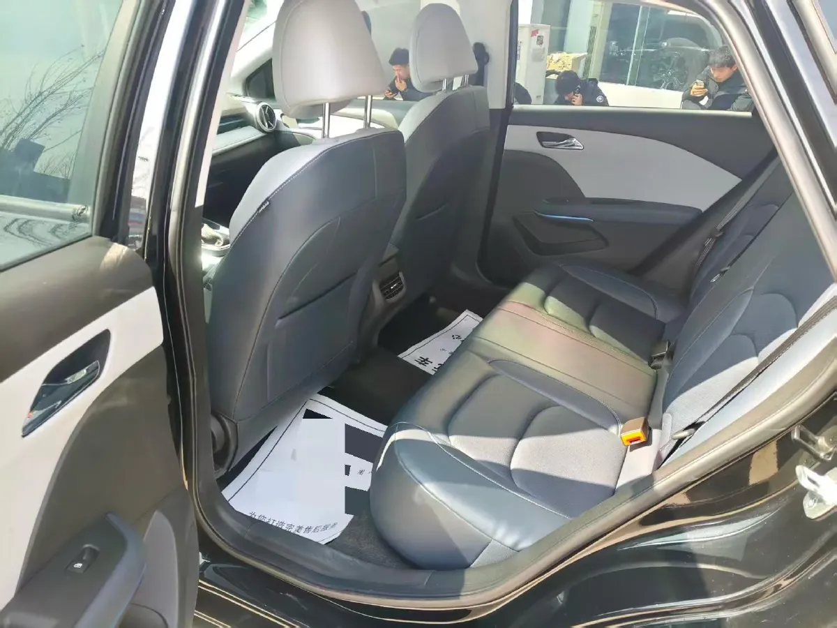 2024 Chevrolet Monza 1.5L 113HP L4 6DCT,autocango,china used car exporter,china ev exporter,chinese used car exporter,chinese used ev exporter