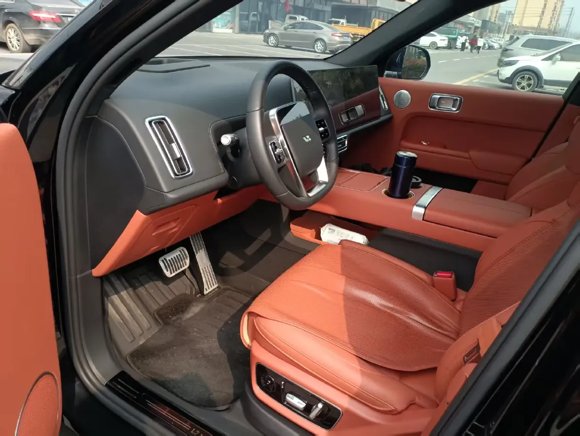 2024 Li L7 Range Extended 154HP REEV 42.8KWH,autocango,china used car exporter,china ev exporter,chinese used car exporter,chinese used ev exporter