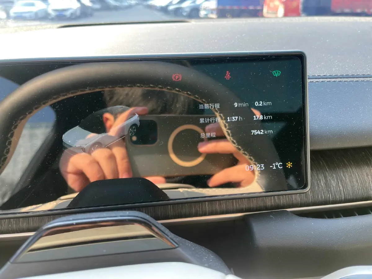 2024 NIO ES6 BEV 75KWH,autocango,china used car exporter,china ev exporter,chinese used car exporter,chinese used ev exporter