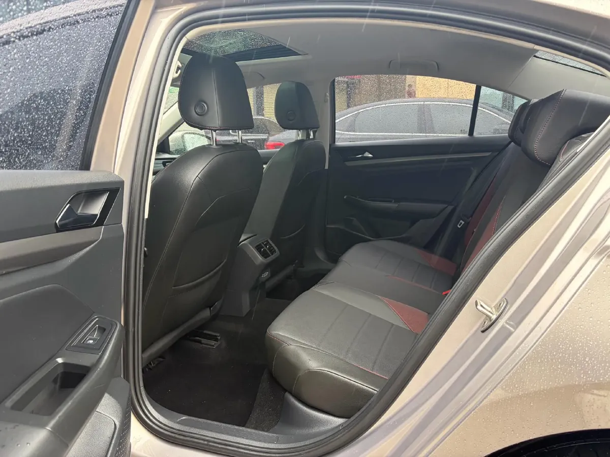 2020 Volkswagen Bora 1.5L 113HP L4 6AT,autocango,china used car exporter,china ev exporter,chinese used car exporter,chinese used ev exporter