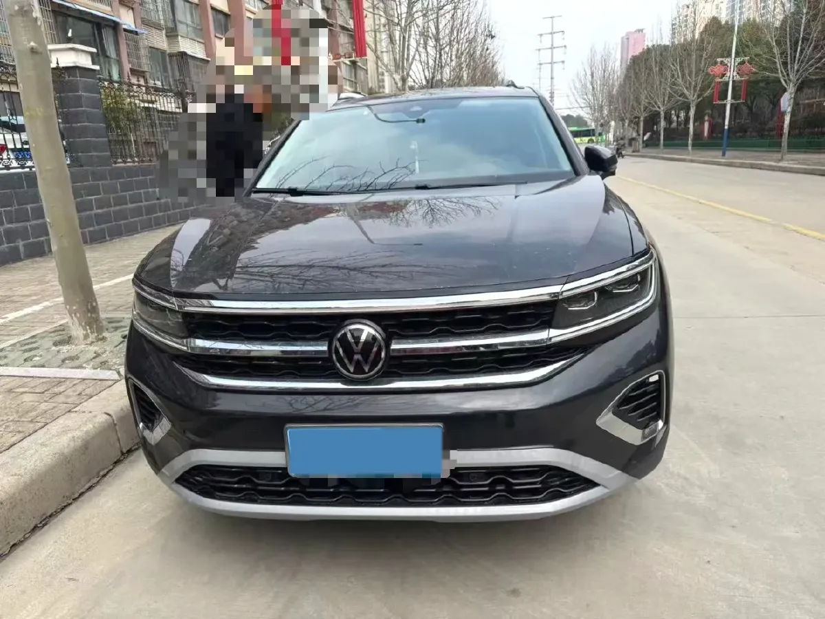 2021 Volkswagen Talagon 2.5T 299HP V6 7DCT,autocango,china used car exporter,china ev exporter,chinese used car exporter,chinese used ev exporter