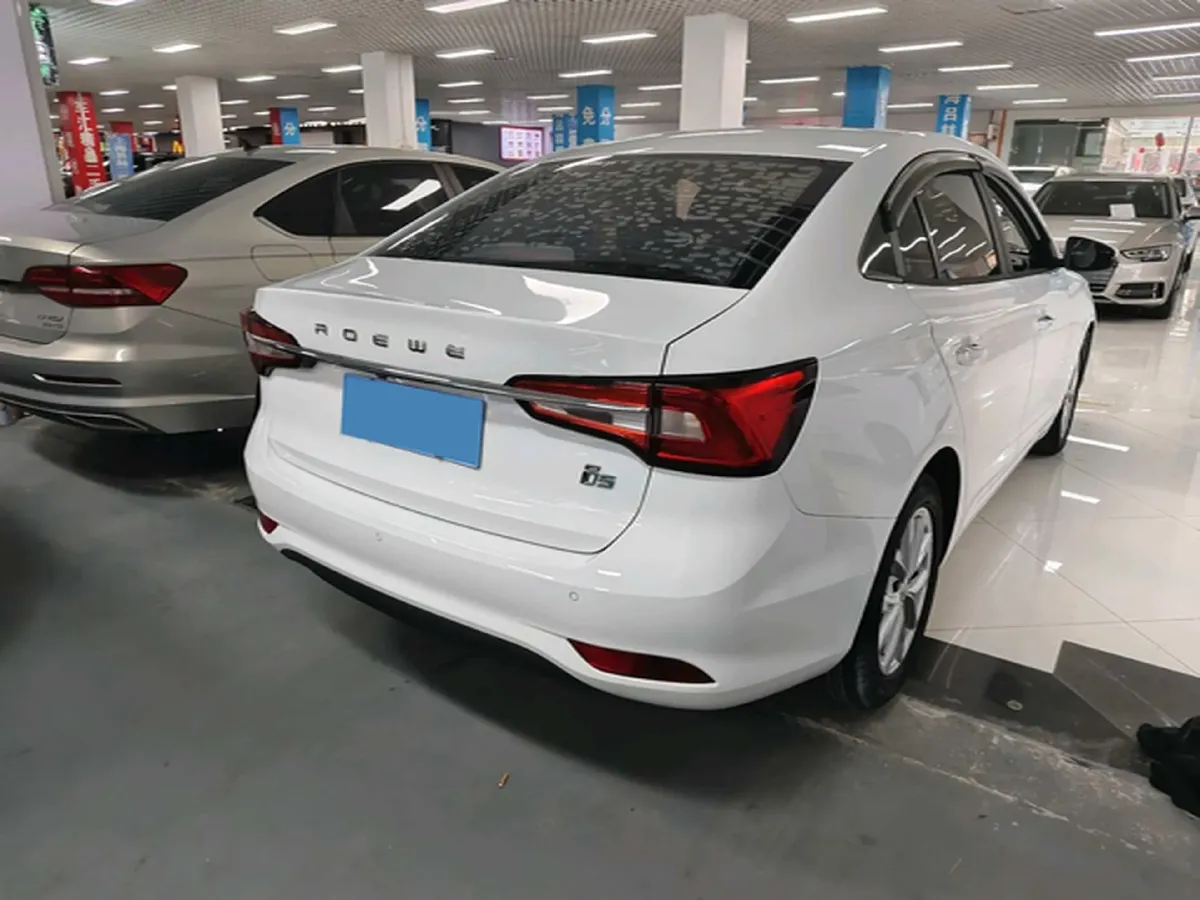 2020 Roewe i5 1.5L 120HP L4 CVT,autocango,china used car exporter,china ev exporter,chinese used car exporter,chinese used ev exporter