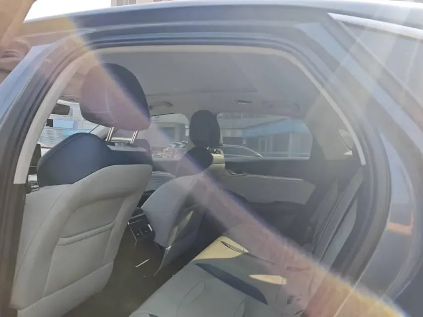 2021 Geely Preface 2.0T 190HP L4 7DCT,autocango,china used car exporter,china ev exporter,chinese used car exporter,chinese used ev exporter