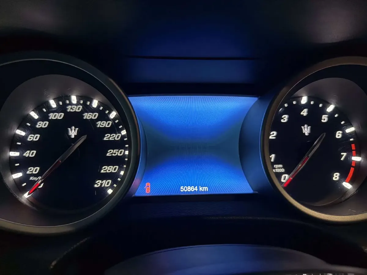 2018 Maserati Ghibli 3.0T 350HP V6 8AT,autocango,china used car exporter,china ev exporter,chinese used car exporter,chinese used ev exporter