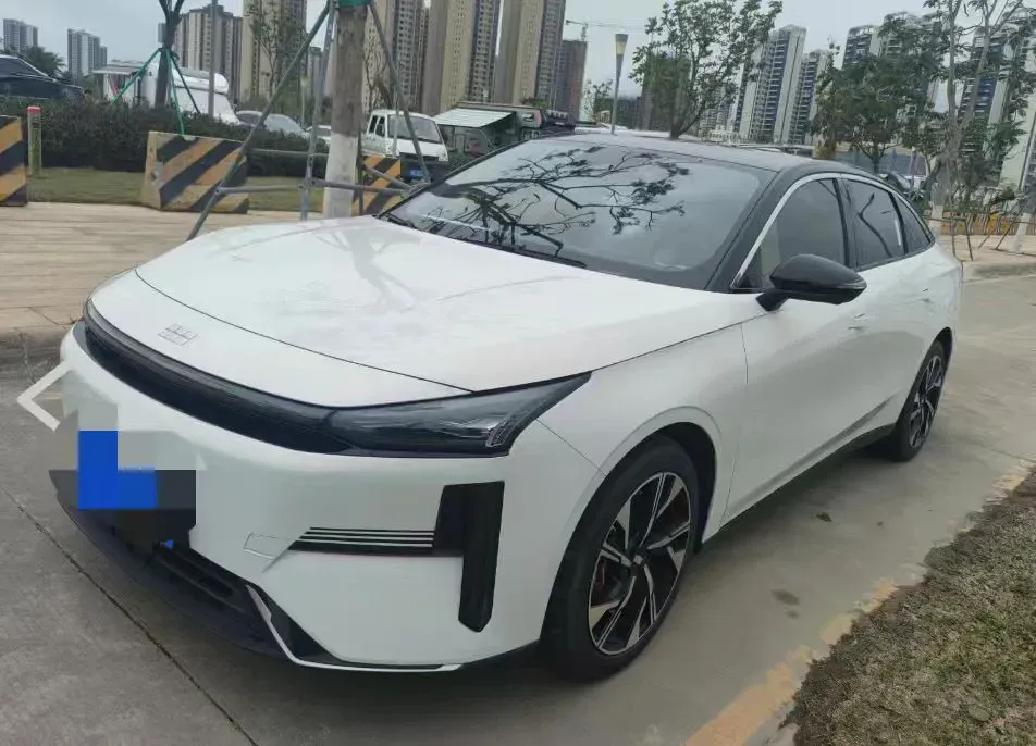 2023 Geely Galaxy L6 1.5T 163HP L4 3DHT PHEV,autocango,china used car exporter,china ev exporter,chinese used car exporter,chinese used ev exporter
