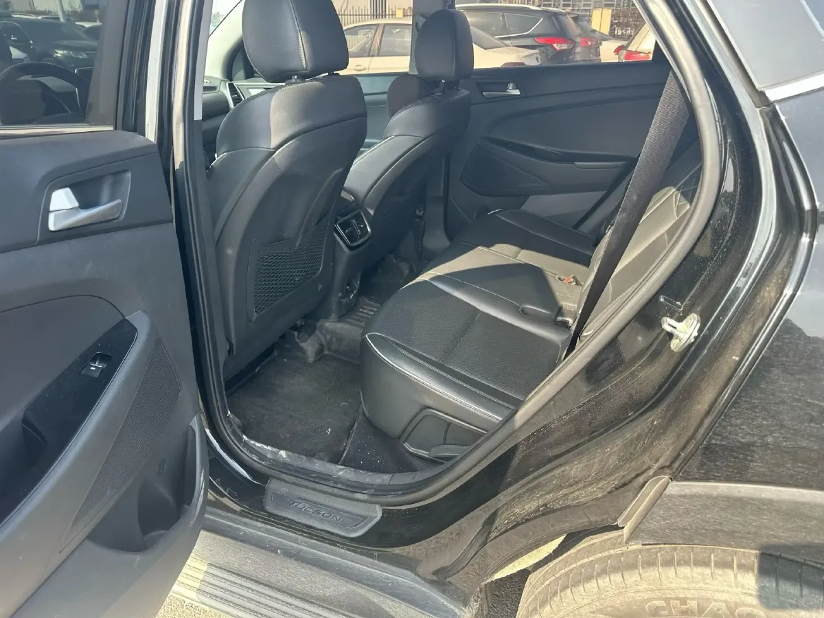 2019 Hyundai Tucson 1.6T 177HP L4 7DCT,autocango,china used car exporter,china ev exporter,chinese used car exporter,chinese used ev exporter