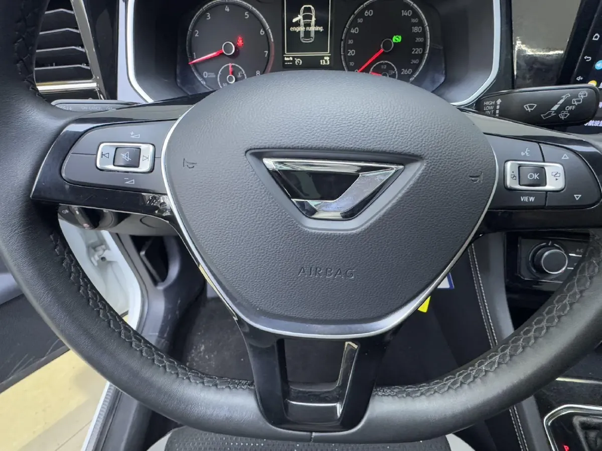 2023 Jetta VS7 1.4T 150HP L4 6AT,autocango,china used car exporter,china ev exporter,chinese used car exporter,chinese used ev exporter