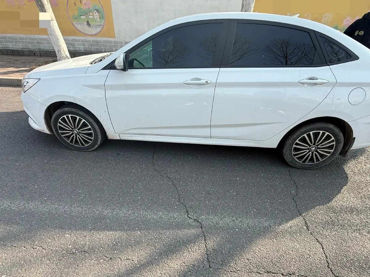 2021 ChangAn Eado DT 1.6L 125HP L4 5MT,autocango,china used car exporter,china ev exporter,chinese used car exporter,chinese used ev exporter
