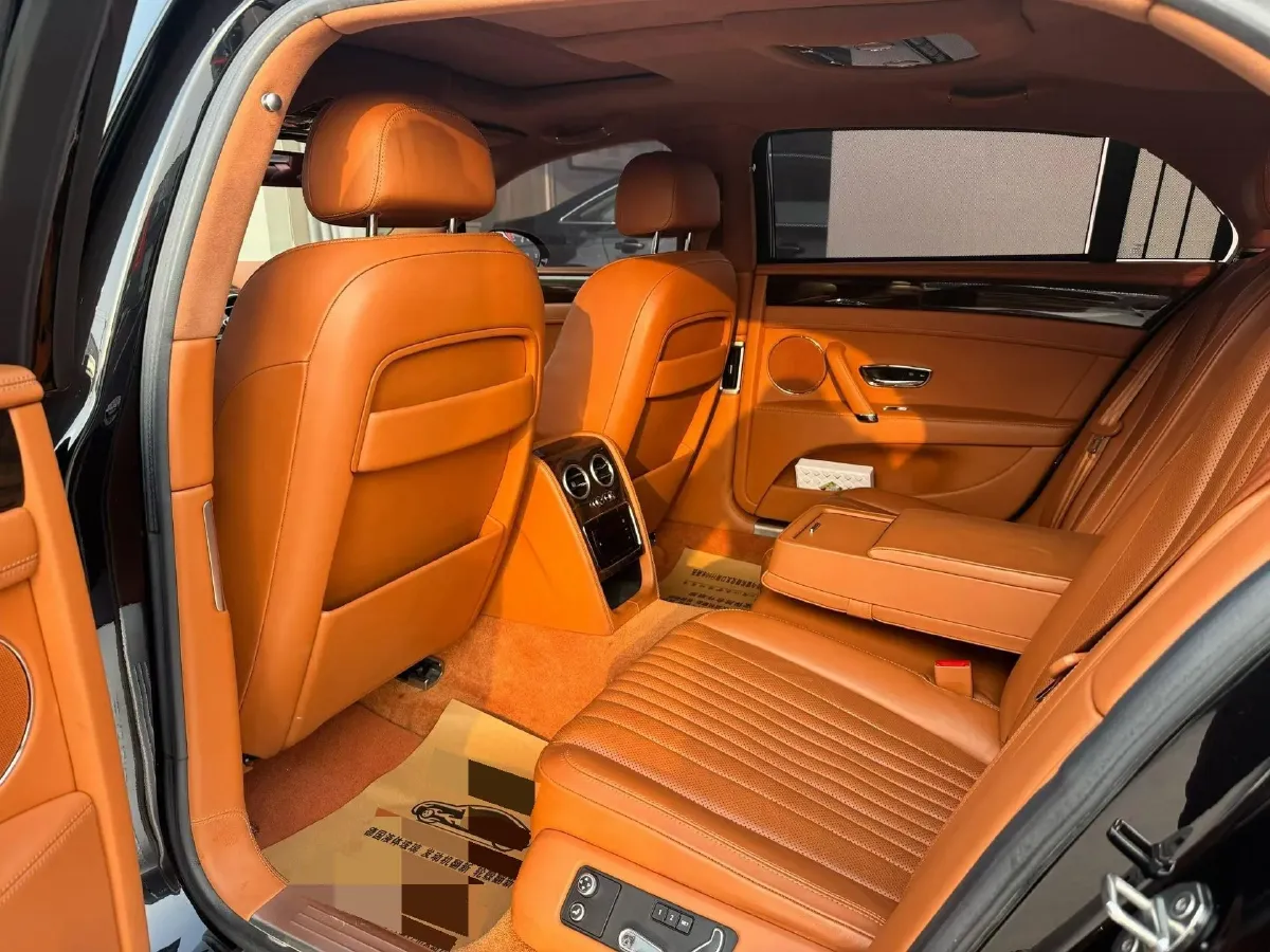 2017 Bentley Flying Spur 4.0T 528HP V8 8AT,autocango,china used car exporter,china ev exporter,chinese used car exporter,chinese used ev exporter