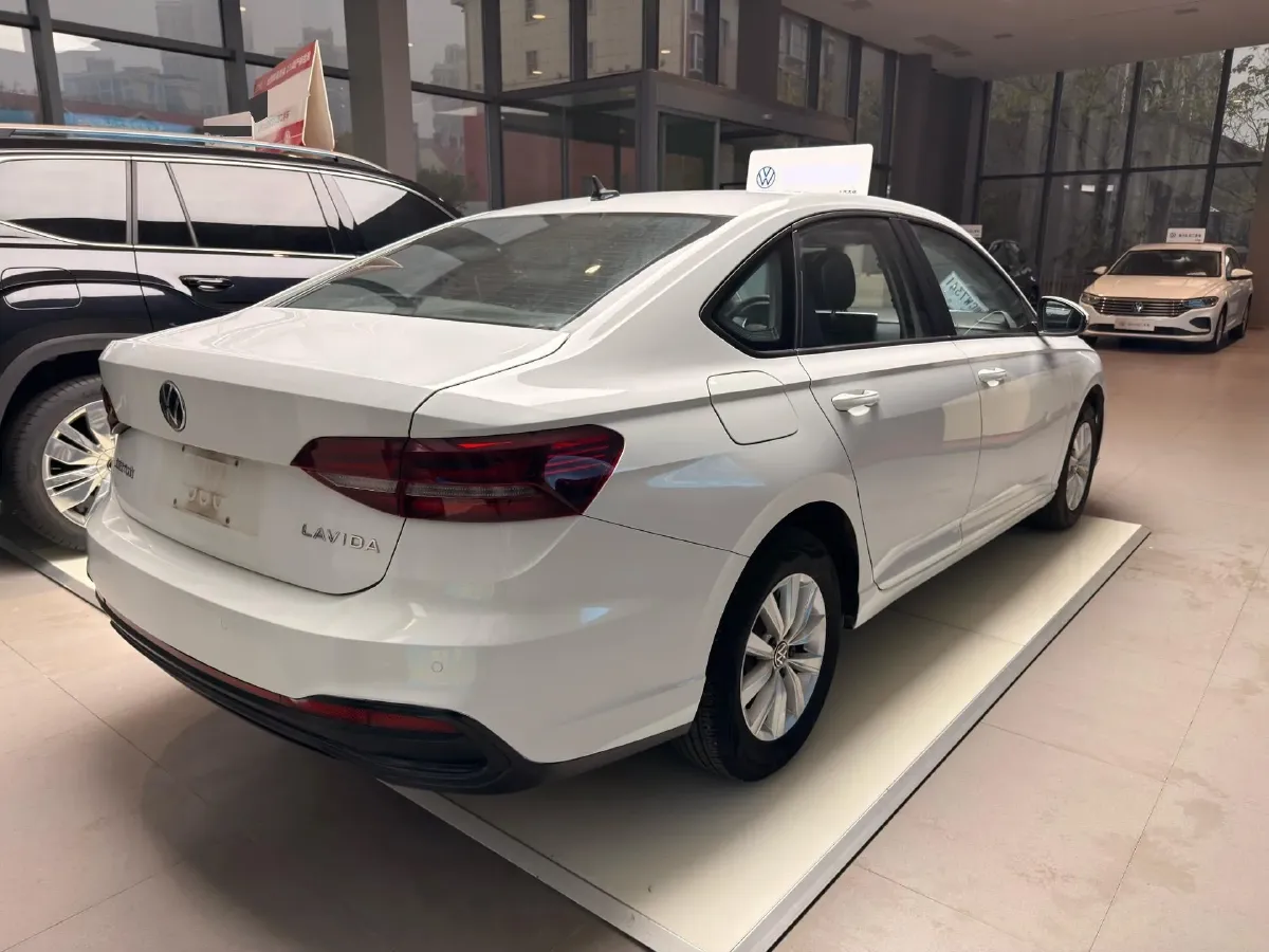 2023 Volkswagen Lavida 1.5L 113HP L4 6AT,autocango,china used car exporter,china ev exporter,chinese used car exporter,chinese used ev exporter