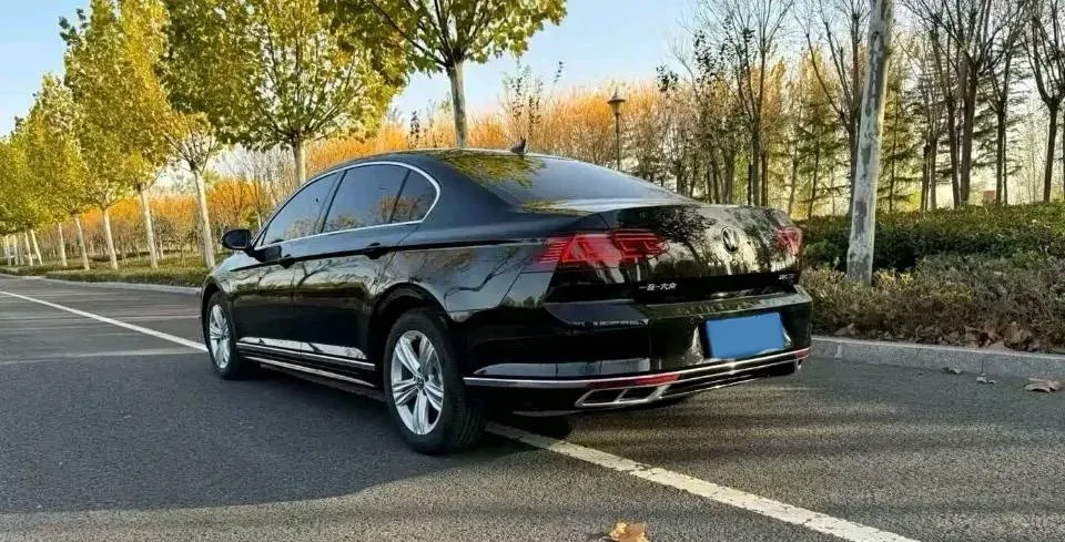 2023 Volkswagen Magotan 1.4T 150HP L4 7DCT,autocango,china used car exporter,china ev exporter,chinese used car exporter,chinese used ev exporter