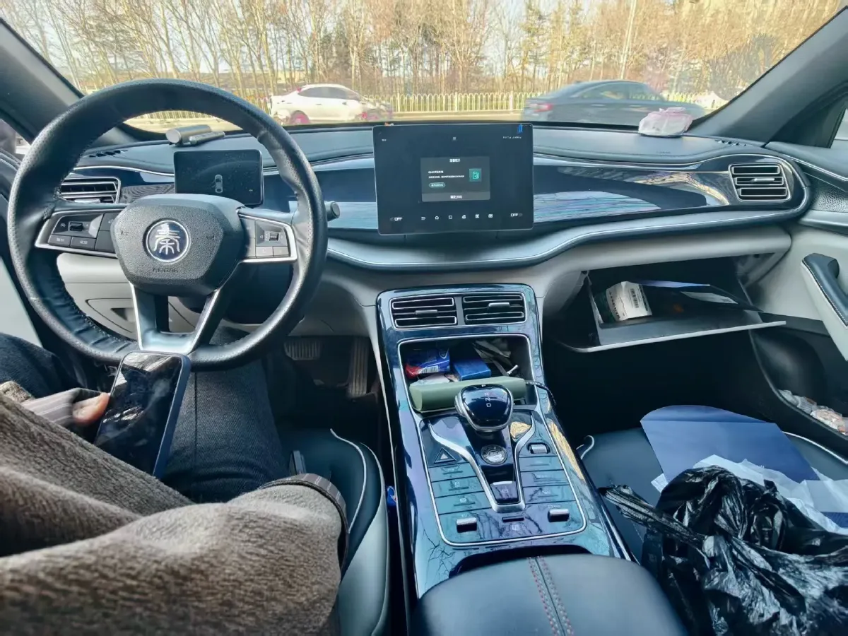 2021 Haval F7 1.5T 169HP L4 7DCT,autocango,china used car exporter,china ev exporter,chinese used car exporter,chinese used ev exporter