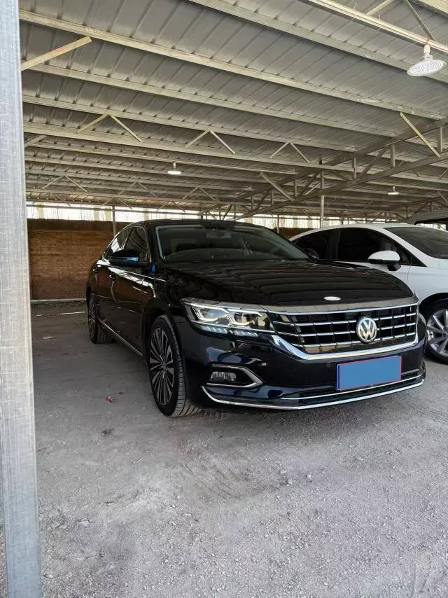 2019 Volvo V40 1.5T 152HP L4 6AT,autocango,china used car exporter,china ev exporter,chinese used car exporter,chinese used ev exporter