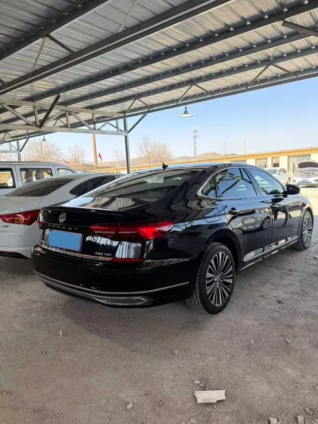 2019 Volvo V40 1.5T 152HP L4 6AT,autocango,china used car exporter,china ev exporter,chinese used car exporter,chinese used ev exporter