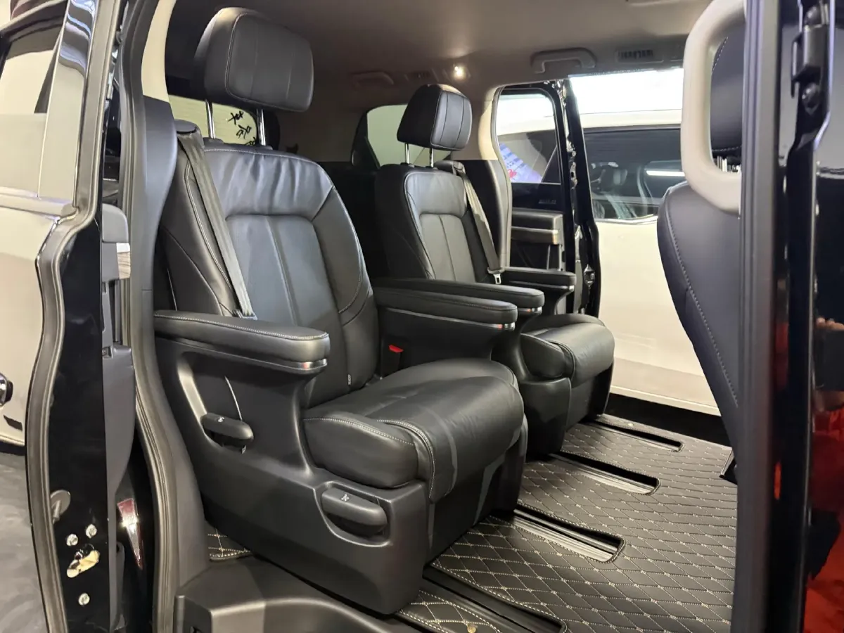 2023 GAC Trumpchi M8 2.0T 252HP L4 8AT,autocango,china used car exporter,china ev exporter,chinese used car exporter,chinese used ev exporter