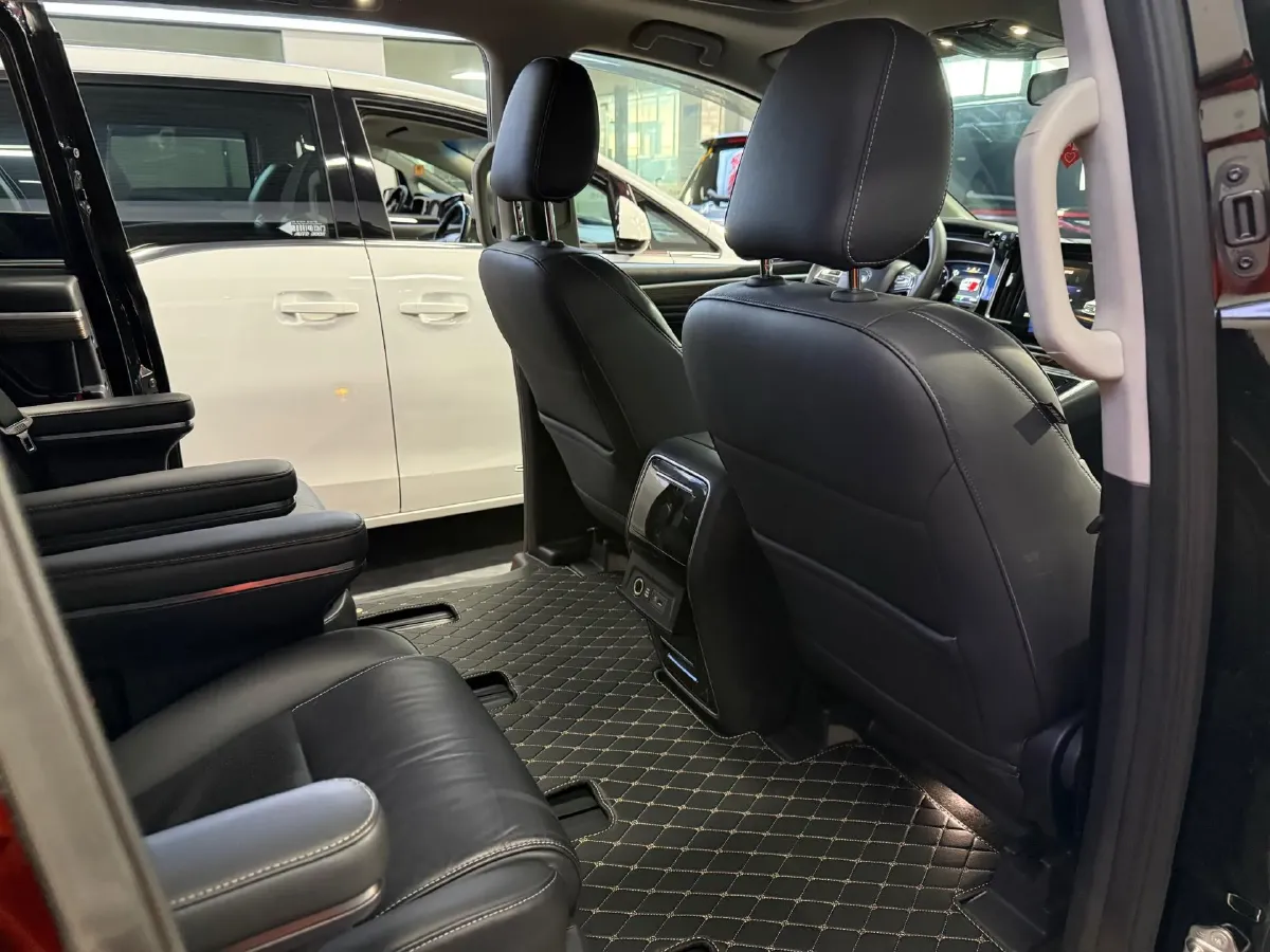 2023 GAC Trumpchi M8 2.0T 252HP L4 8AT,autocango,china used car exporter,china ev exporter,chinese used car exporter,chinese used ev exporter