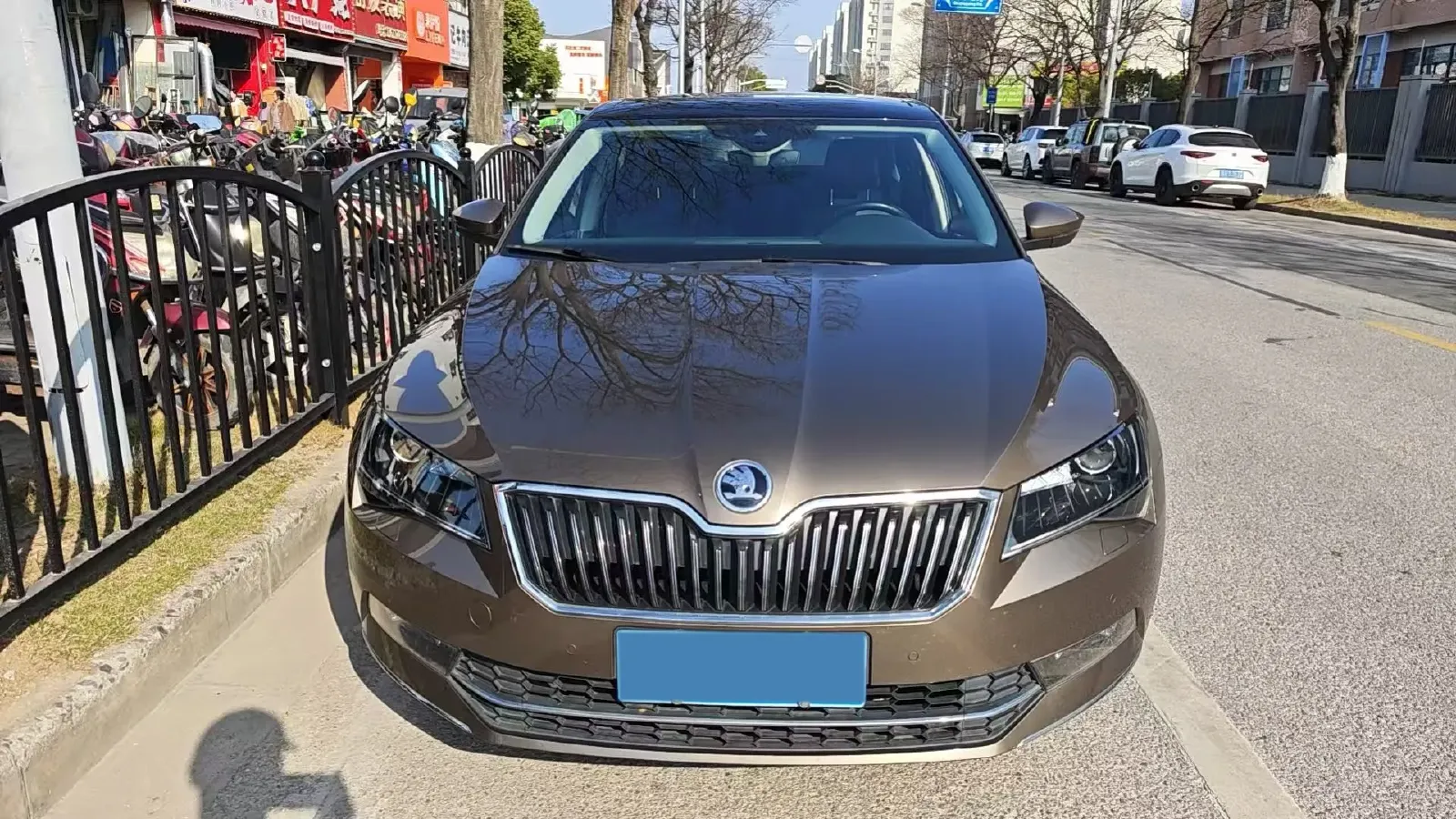 2016 Skoda Superb 1.8T 180HP L4 7DCT,autocango,china used car exporter,china ev exporter,chinese used car exporter,chinese used ev exporter