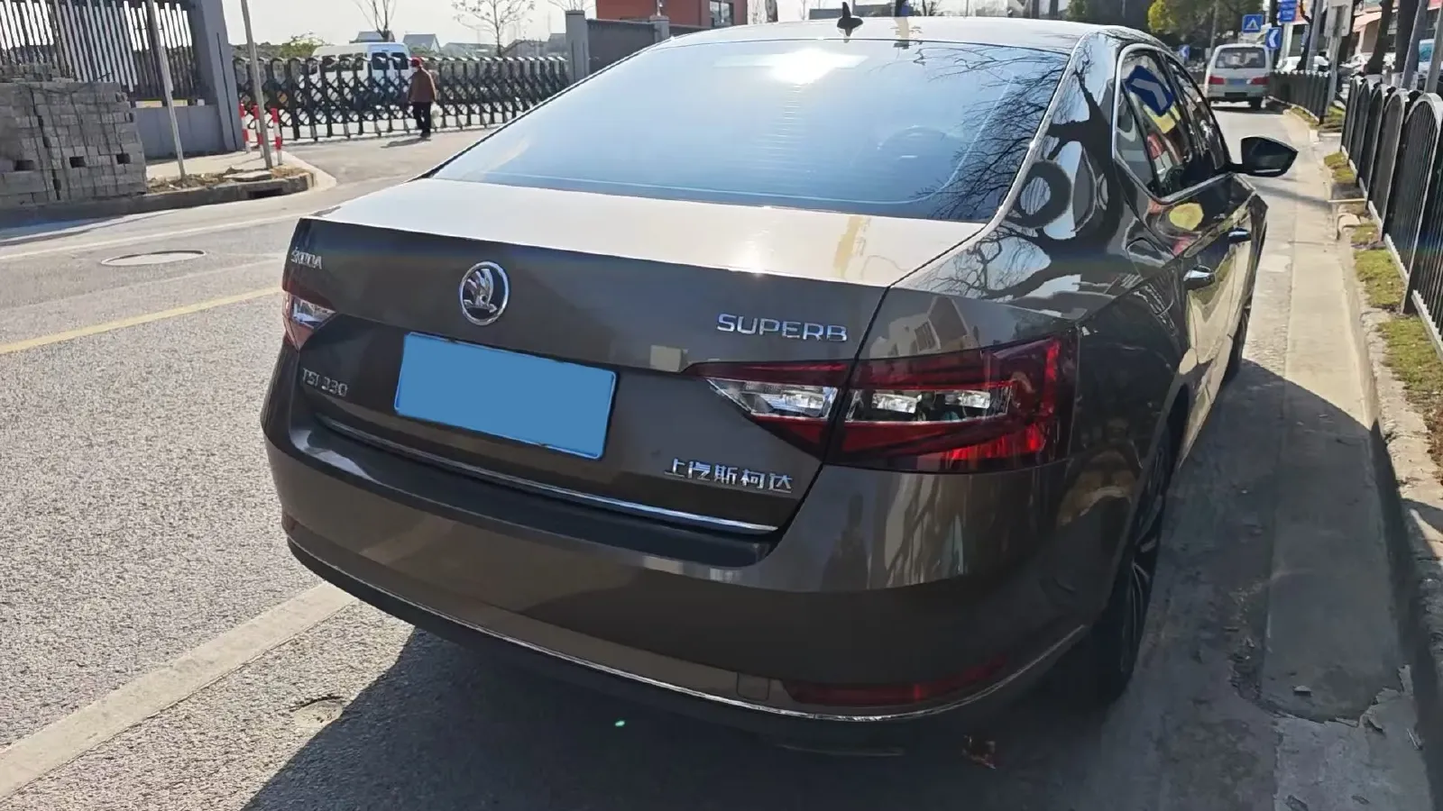 2016 Skoda Superb 1.8T 180HP L4 7DCT,autocango,china used car exporter,china ev exporter,chinese used car exporter,chinese used ev exporter