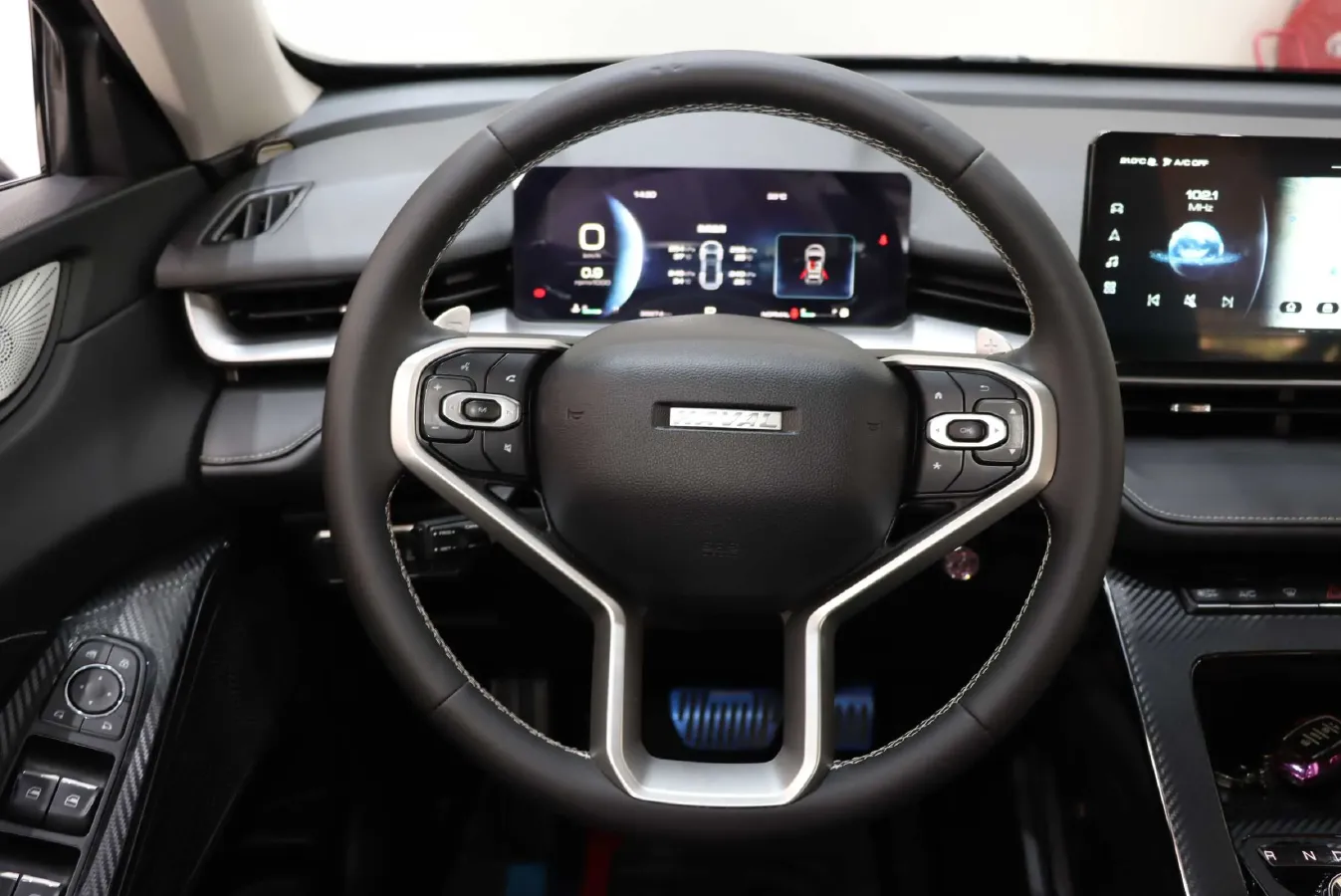 2022 Haval H6 1.5T 184HP L4 7DCT,autocango,china used car exporter,china ev exporter,chinese used car exporter,chinese used ev exporter