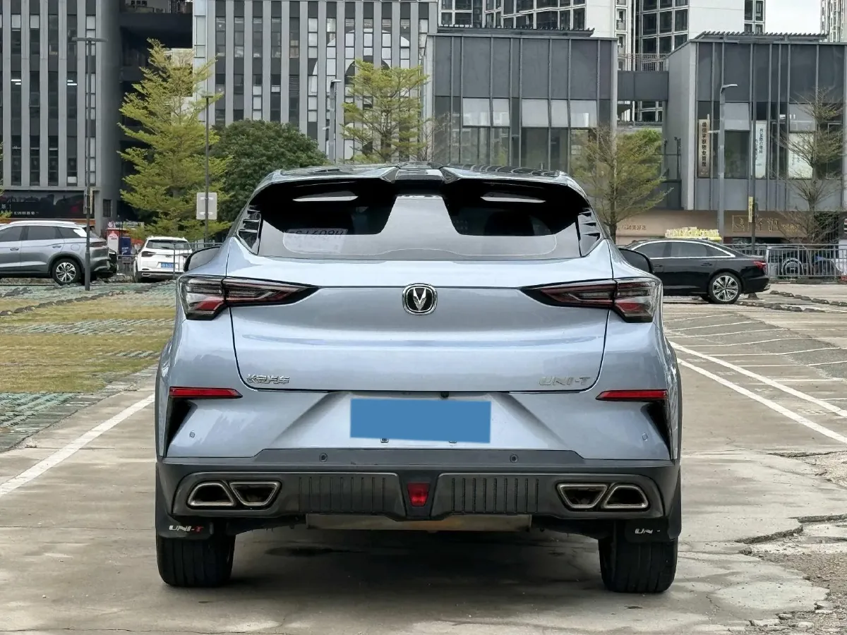 2022 ChangAn UNI-T 1.5T 188HP L4 7DCT,autocango,china used car exporter,china ev exporter,chinese used car exporter,chinese used ev exporter