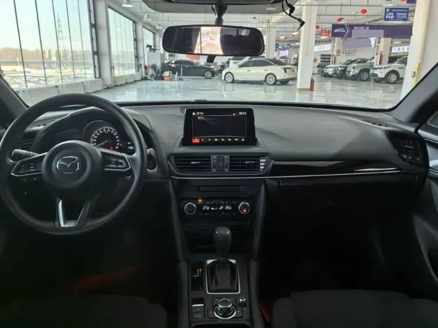 2021 Mazda CX-4 2.0L 158HP L4 6AT,autocango,china used car exporter,china ev exporter,chinese used car exporter,chinese used ev exporter