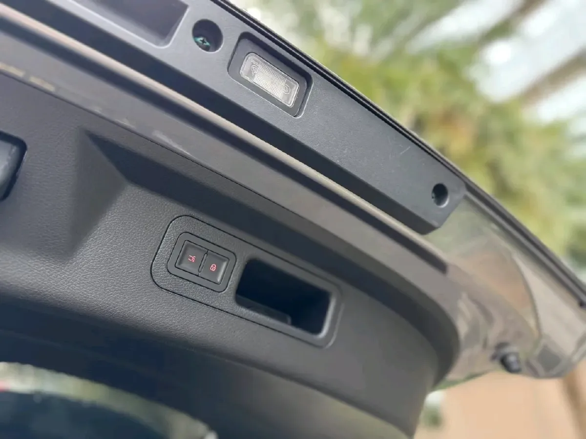 2025 BYD Song Pro 1.5L 101HP L4 E-CVT PHEV 18.3KWH,autocango,china used car exporter,china ev exporter,chinese used car exporter,chinese used ev exporter