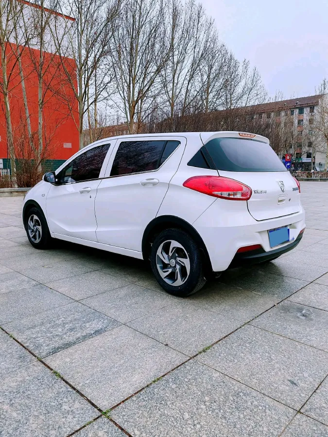 2016 BaoJun 310 1.2L 82HP L4 5MT,autocango,china used car exporter,china ev exporter,chinese used car exporter,chinese used ev exporter