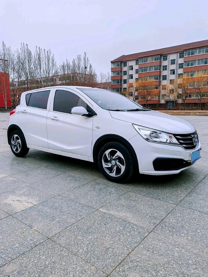 2016 BaoJun 310 1.2L 82HP L4 5MT,autocango,china used car exporter,china ev exporter,chinese used car exporter,chinese used ev exporter