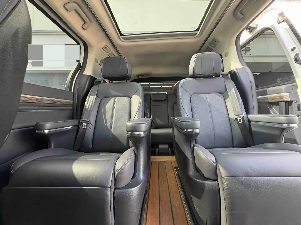 2021 GAC Trumpchi M8 2.0T 252HP L4 8AT,autocango,china used car exporter,china ev exporter,chinese used car exporter,chinese used ev exporter