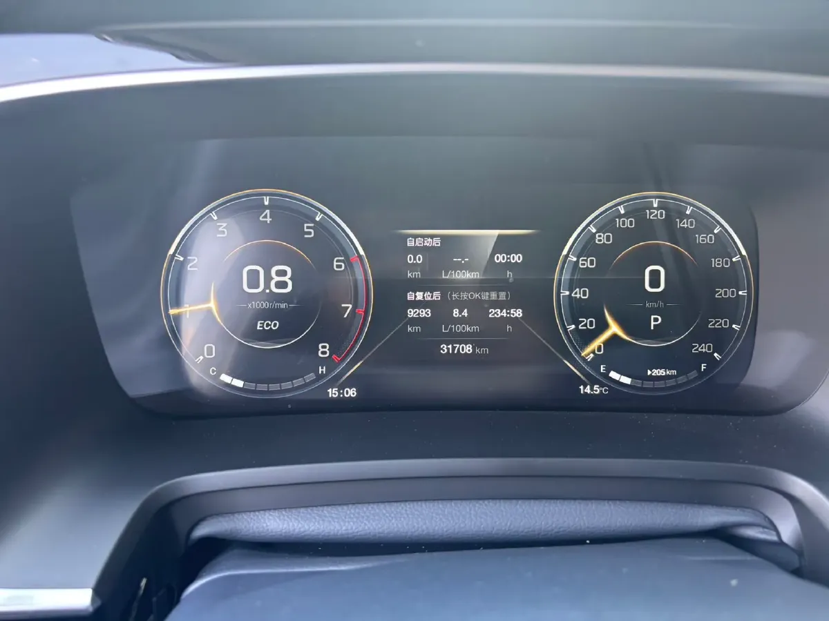 2021 GAC Trumpchi M8 2.0T 252HP L4 8AT,autocango,china used car exporter,china ev exporter,chinese used car exporter,chinese used ev exporter