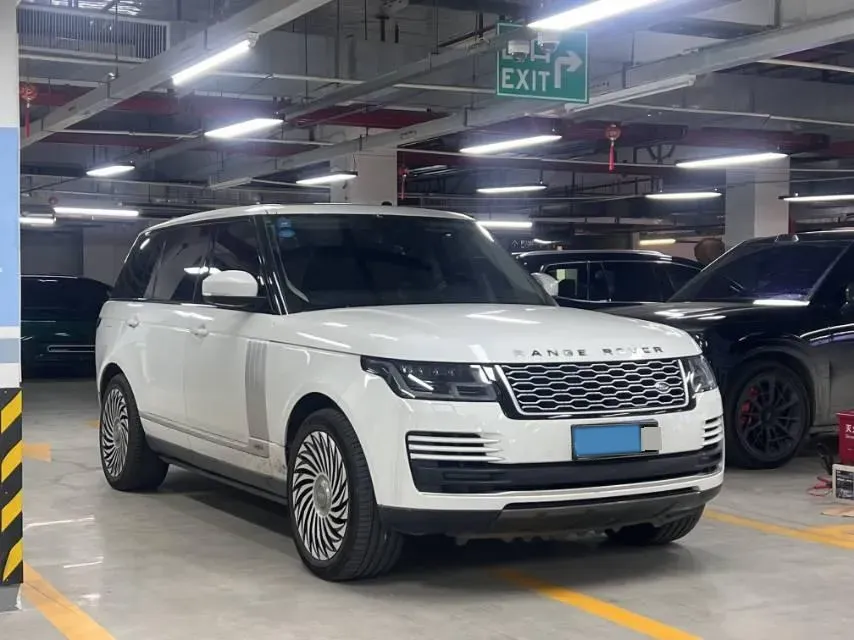 2020 Land Rover Range Rover 3.0T 400HP L6 8AT,autocango,china used car exporter,china ev exporter,chinese used car exporter,chinese used ev exporter