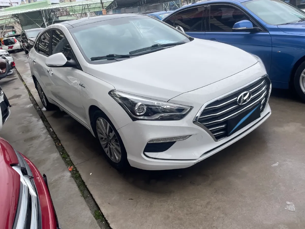 2017 Hyundai Mistra 1.6T 175HP L4 7DCT,autocango,china used car exporter,china ev exporter,chinese used car exporter,chinese used ev exporter