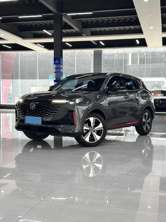 2022 ChangAn Oshan X7 Plus 1.5T 188HP L4 7DCT,autocango,china used car exporter,china ev exporter,chinese used car exporter,chinese used ev exporter