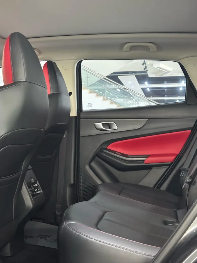 2022 ChangAn Oshan X7 Plus 1.5T 188HP L4 7DCT,autocango,china used car exporter,china ev exporter,chinese used car exporter,chinese used ev exporter