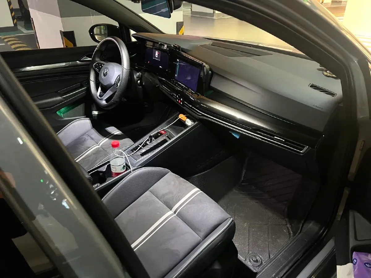 2023 Volkswagen Golf 1.4T 150HP L4 7DCT,autocango,china used car exporter,china ev exporter,chinese used car exporter,chinese used ev exporter