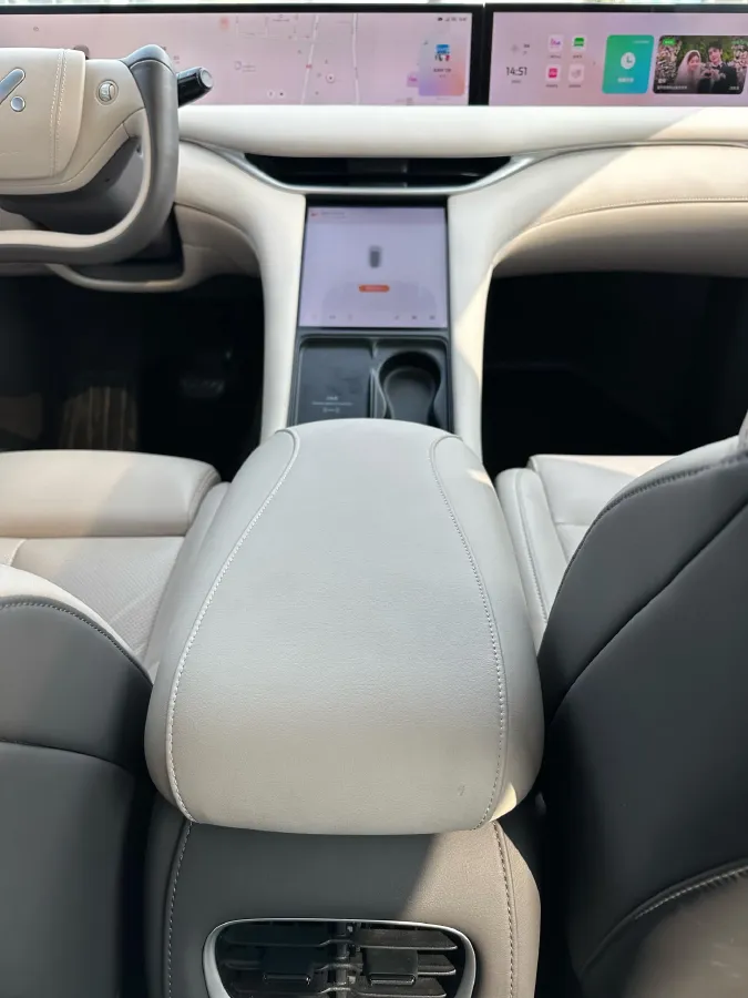 2023 IM LS6 BEV 71KWH,autocango,china used car exporter,china ev exporter,chinese used car exporter,chinese used ev exporter