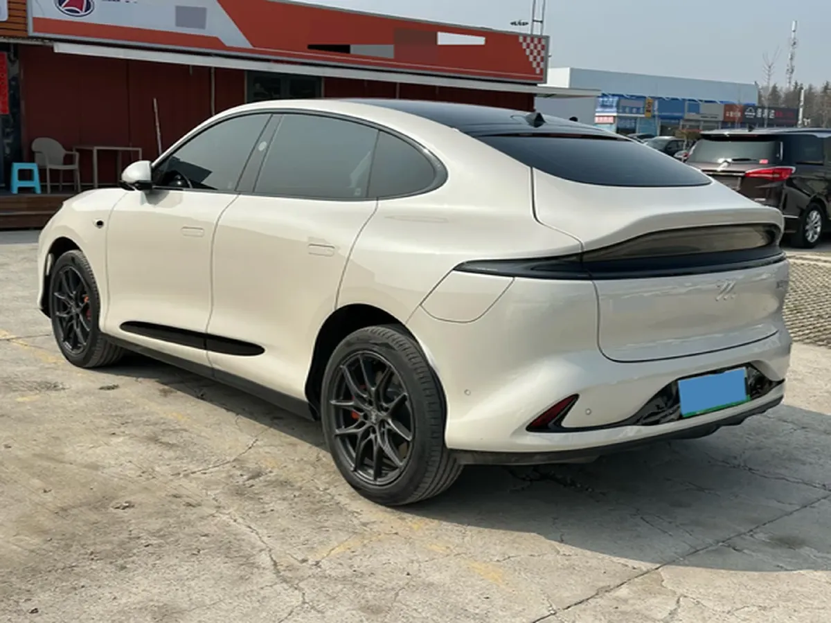 2023 IM LS6 BEV 71KWH,autocango,china used car exporter,china ev exporter,chinese used car exporter,chinese used ev exporter