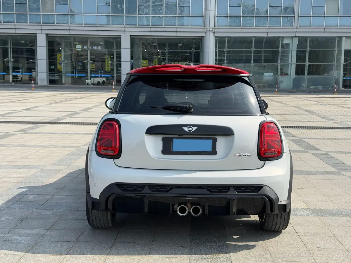 2022 MINI JCW 2.0T 231HP L4 8AT,autocango,china used car exporter,china ev exporter,chinese used car exporter,chinese used ev exporter