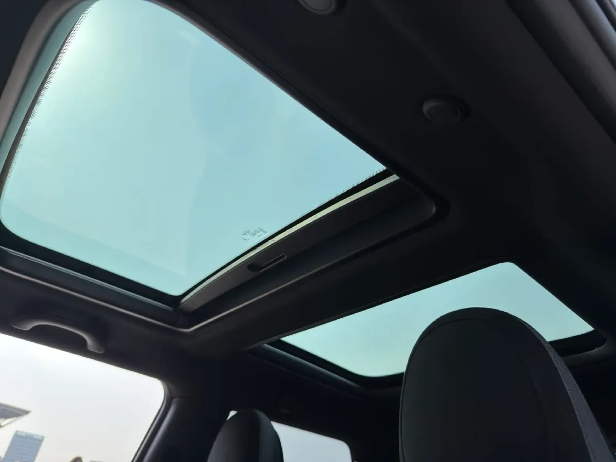 2022 MINI JCW 2.0T 231HP L4 8AT,autocango,china used car exporter,china ev exporter,chinese used car exporter,chinese used ev exporter