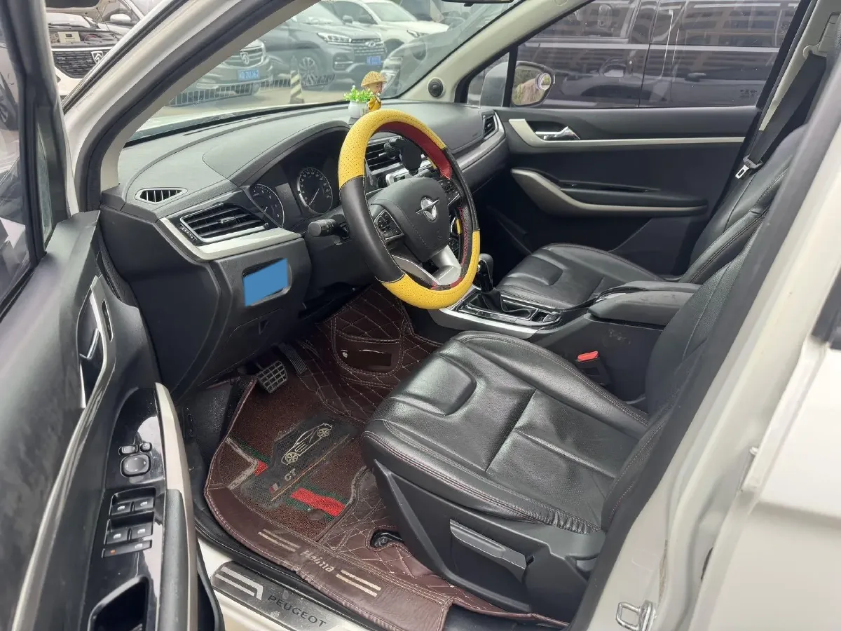 2018 HaiMa S5 Young Edition 1.6L 122HP L4 CVT,autocango,china used car exporter,china ev exporter,chinese used car exporter,chinese used ev exporter