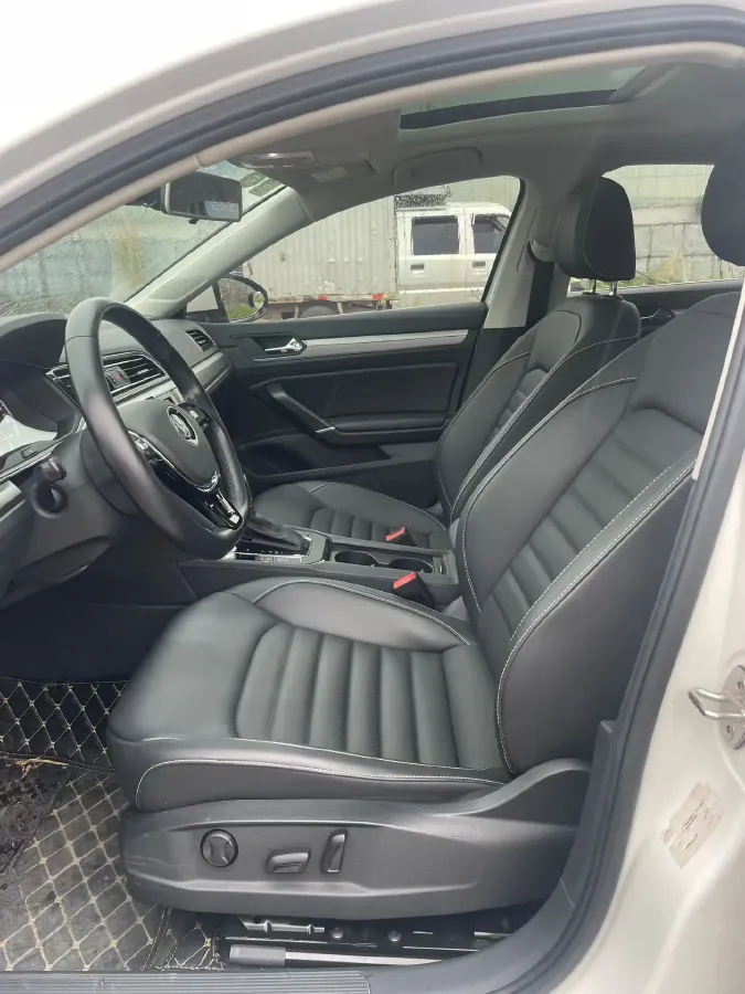 2019 Volkswagen Passat 1.4T 150HP L4 7DCT,autocango,china used car exporter,china ev exporter,chinese used car exporter,chinese used ev exporter