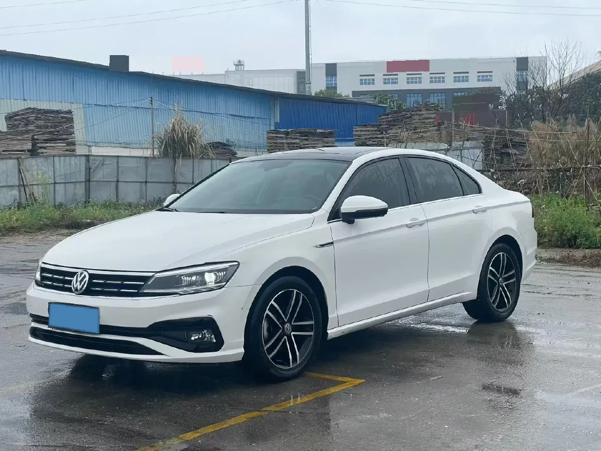 2019 Volkswagen Passat 1.4T 150HP L4 7DCT,autocango,china used car exporter,china ev exporter,chinese used car exporter,chinese used ev exporter
