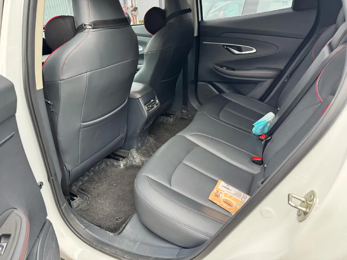 2021 ChangAn UNI-T 1.5T 180HP L4 7DCT,autocango,china used car exporter,china ev exporter,chinese used car exporter,chinese used ev exporter