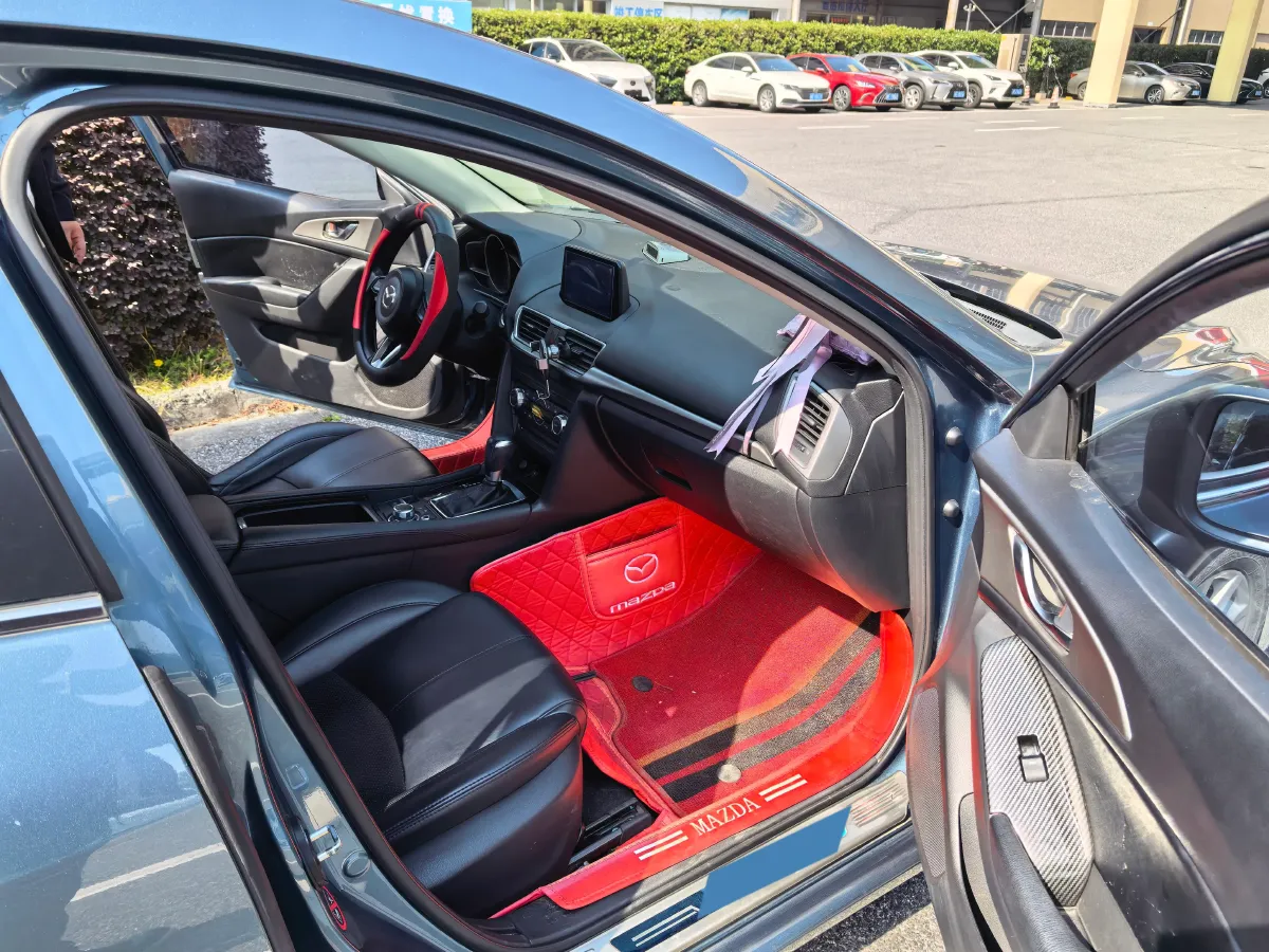 2017 Mazda 3 Axela 1.5L 117HP L4 6AT,autocango,china used car exporter,china ev exporter,chinese used car exporter,chinese used ev exporter