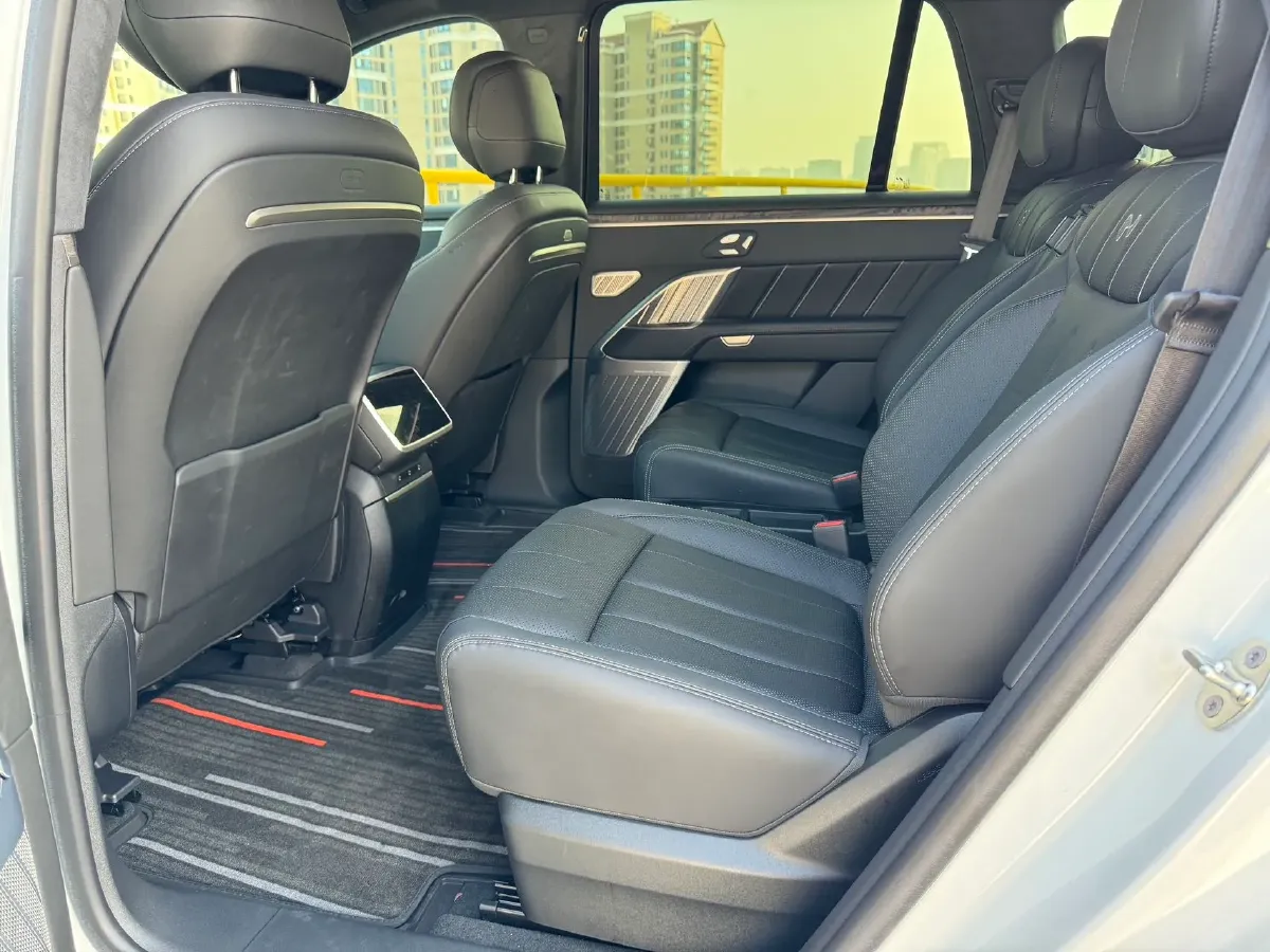 2025 ONVO L90 BEV,autocango,china used car exporter,china ev exporter,chinese used car exporter,chinese used ev exporter