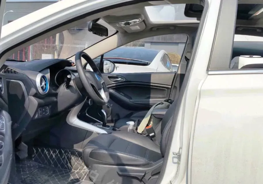 2018 BYD Yuan BEV 43.2KWH,autocango,china used car exporter,china ev exporter,chinese used car exporter,chinese used ev exporter